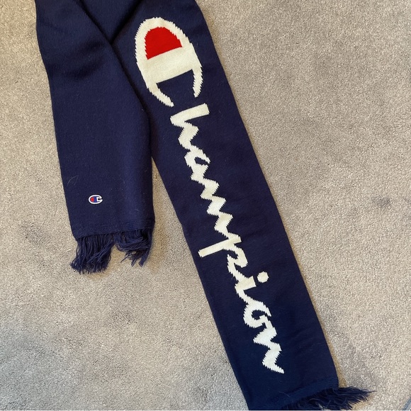 Brand New Champion 🇯🇵 UNISEX scarf - Picture 4 of 7